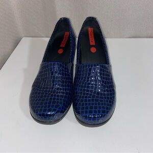 Sanita Blue Alligator Comfort Clogs Size 40